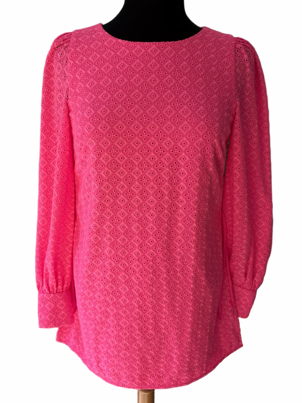 Lilly Pulitzer Aisha Romper Pink Isle Ditzy Diamond Poly Eyelet Size 2 EUC